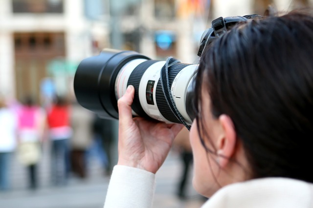 žena fotografka